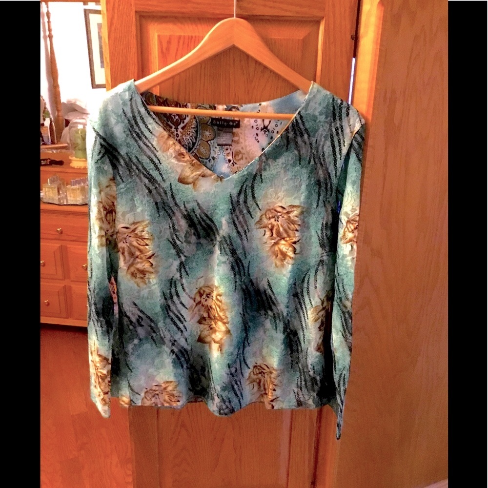 BUY 1 GET 1 FREE. Tally-Ho Top